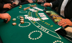 Блэкджек в казино: правила, механика и ключевые особенности игры